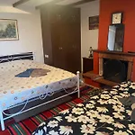 To της λίμνης 2 Pensiune 3*