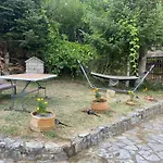 To της λίμνης 2 Pensiune 3*