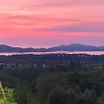 Pensiune To της λίμνης 2 Kalývia Fylaktís
