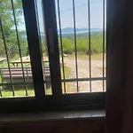 To της λίμνης 2 3*