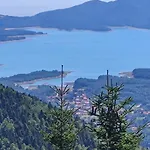Gæstehus To της λίμνης 2 Kalývia Fylaktís