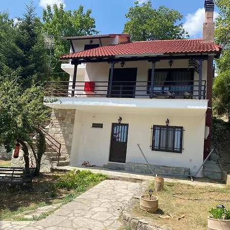 To της λίμνης 2 Guest house 3*