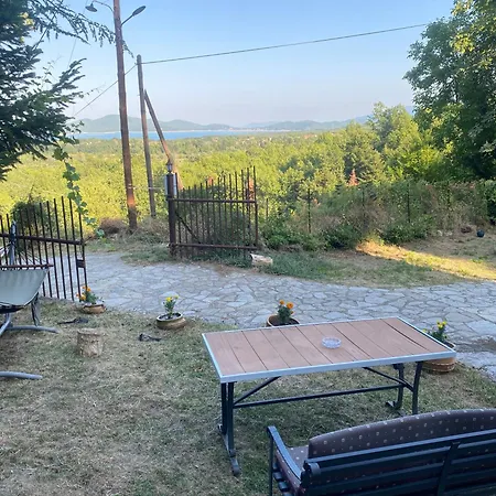 Gasthof To της λίμνης 2 3*