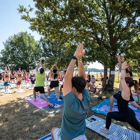 To της λίμνης 2 Casa de hóspedes 3*