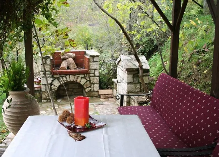 To της λίμνης 2