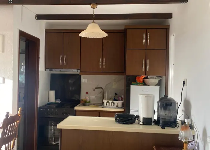 بيت ضيافة To της λίμνης 2 3*