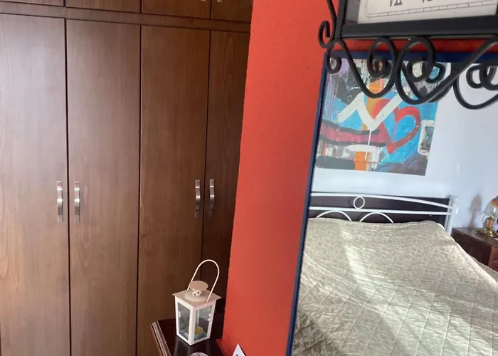 To της λίμνης 2