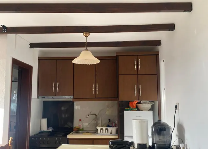 بيت ضيافة To της λίμνης 2 3*