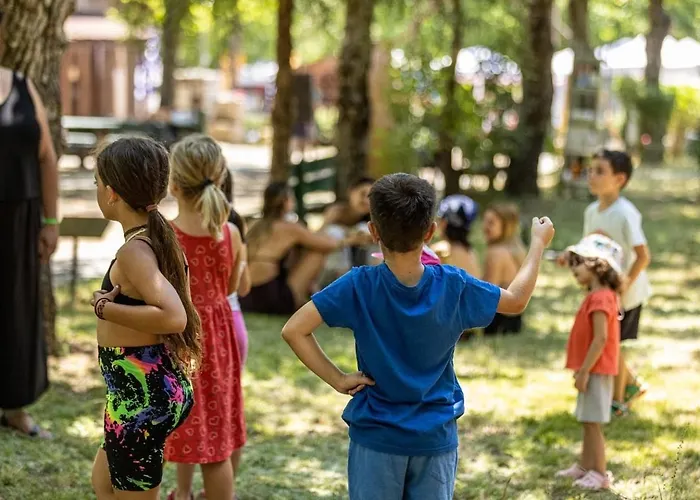 To της λίμνης 2 3*