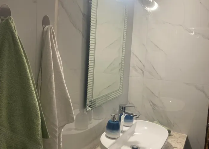 To της λίμνης 2