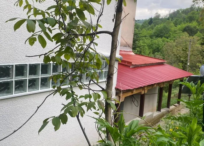 To της λίμνης 2