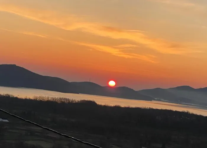 بيت ضيافة To της λίμνης 2